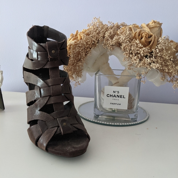 Authentic brown leather grungy sandals - Picture 3 of 5